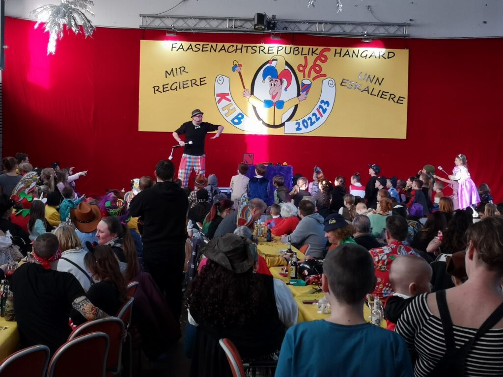 Volles Haus und tolle Stimmung bei der Kinderfasenacht des TVH am 12.2.2023