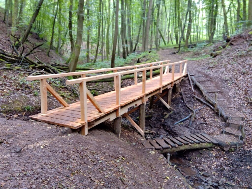 Brücke am Zimmermannsfels wieder hergestellt!