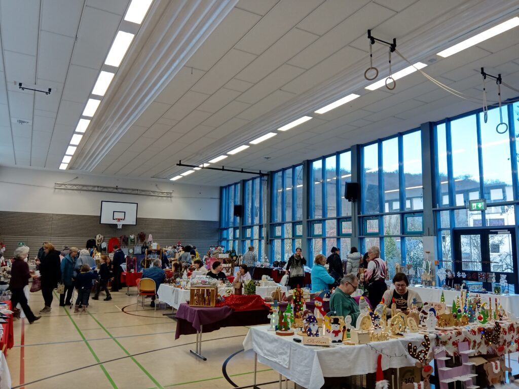 Erste Hobbykünstlerausstellung in Hangard war gut besucht