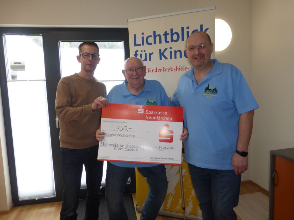 Heimat- und Kulturverein spendet Erlös von Martinsbrezelverkauf an die Homburger Kinderkrebshilfe